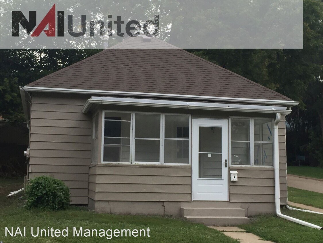 Foto principal - 2 br, 1 bath House - 802 Dubuque