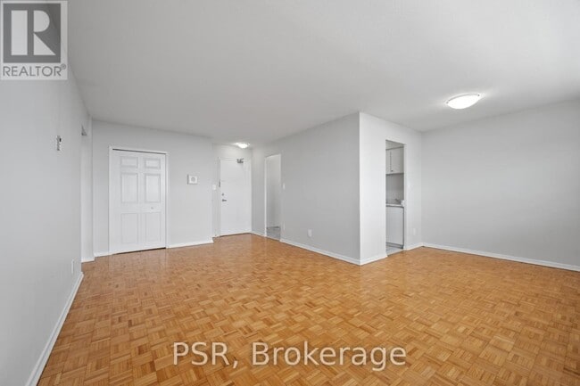 Building Photo - 111-2111 Raglan Ave