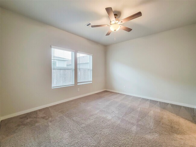 Foto del edificio - 16983 Pandora Wy