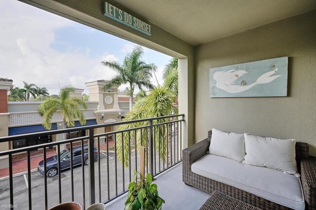 Foto del edificio - 2 br, 2 bath  - 4883 Pga Blvd