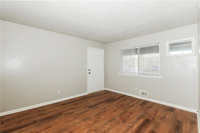 Foto del edificio - 2829 Belvedere Ln