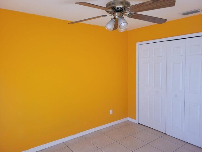 Bedroom 2 - 5039 Locke Ln