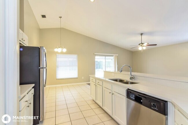 Building Photo - 516 Beth Ann St, Valrico, FL 33594