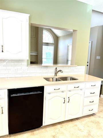 Building Photo - 3941 Baylor Dr