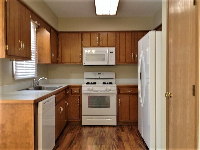 Foto del edificio - 2110 Three Forks Drive