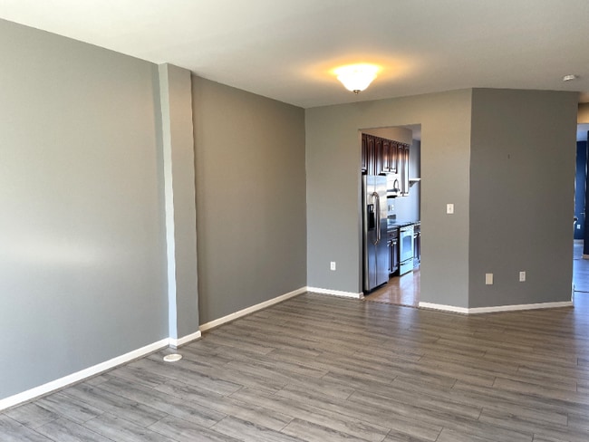 Building Photo - 246 S Savanna Dr