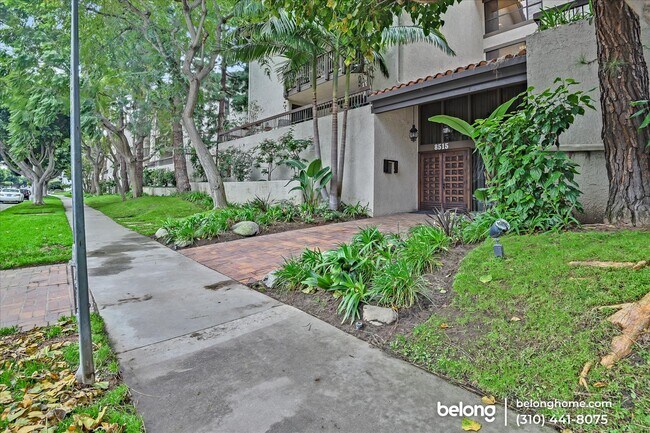 Foto del edificio - 8515 Falmouth Ave