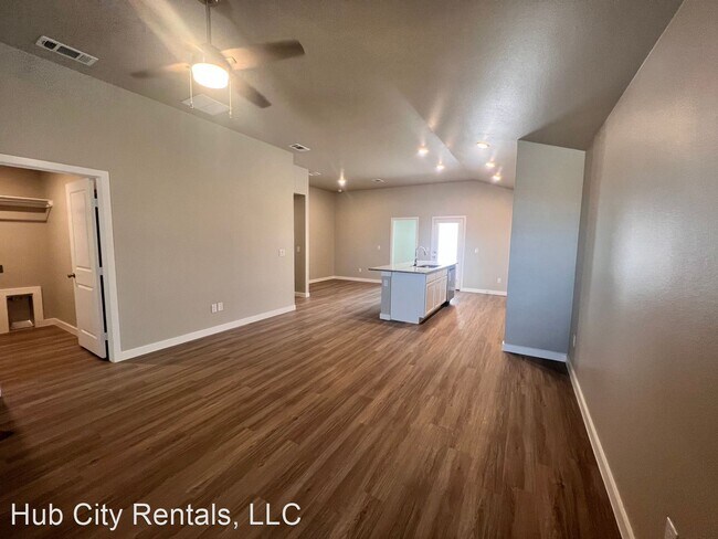 Foto del edificio - 3 br, 2 bath House - 507 E 31st Street