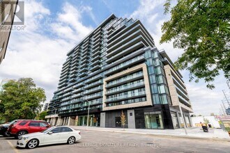 Building Photo - 3009-3009 Novar Rd