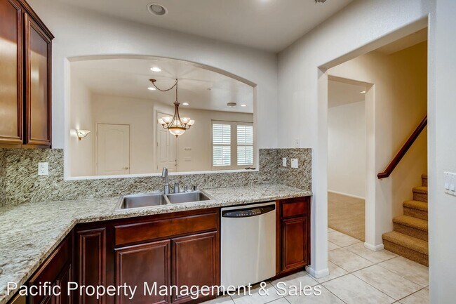 Foto del edificio - 3 br, 2.5 bath House - 29001 Frankfort Ln
