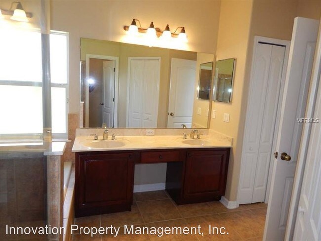 Foto del edificio - 3 br, 2 bath House - 15341 Urbino Lane