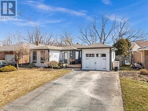 Building Photo - 42 Westgate Park Dr