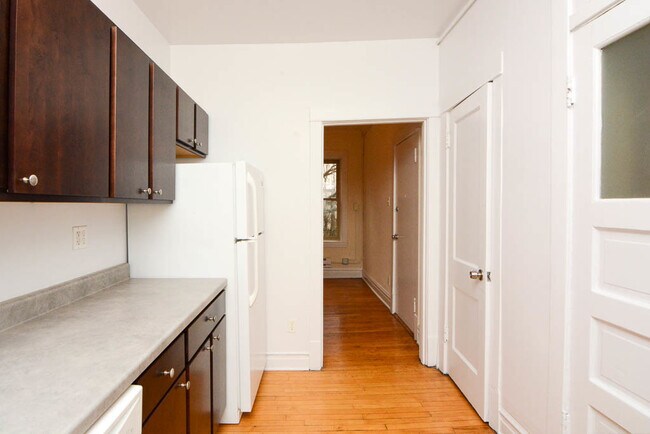 Building Photo - 2917 W George St