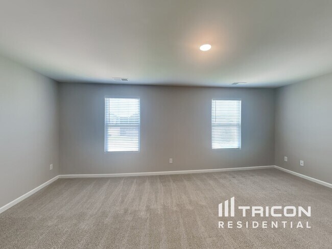 Building Photo - 752 Prominence Road Columbia TN