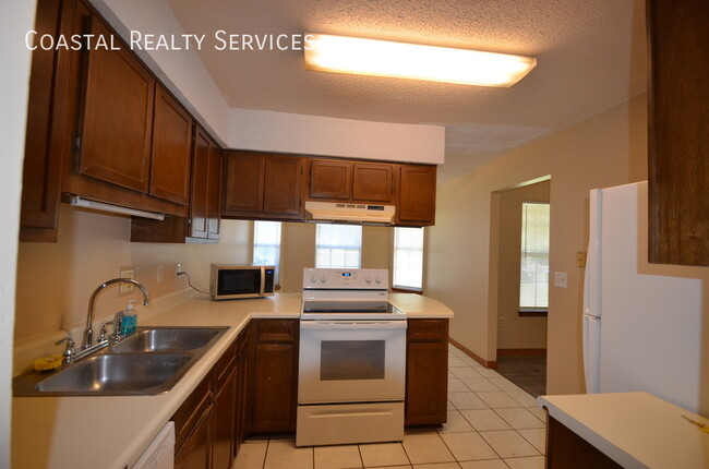 Building Photo - 407 Northview Ln