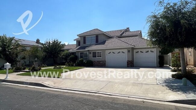 Building Photo - Spacious 6 bedroom, 4 bath Victorville Hom...