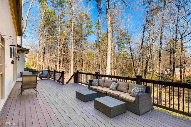Building Photo - 315 Mossy Pointe