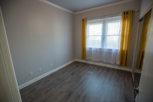 Dormitorio número 2. - 652 N Marengo Avenue