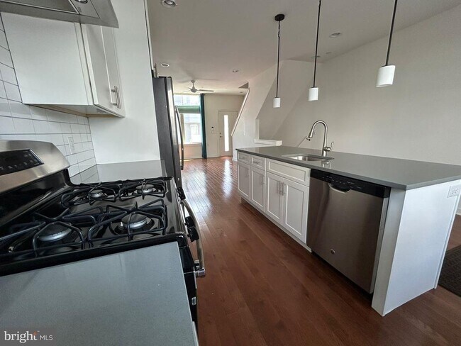 Foto del edificio - 2630 Livingston St