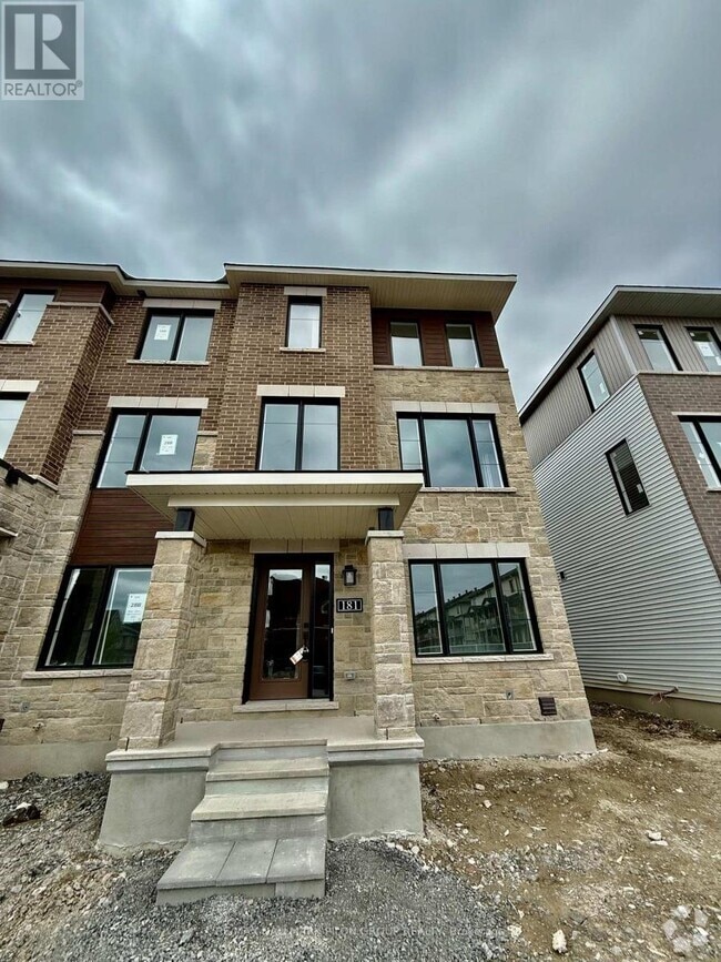 Building Photo - 181 Gerry Lalonde Dr