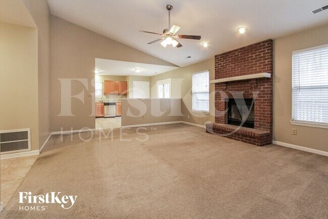 Building Photo - 8322 Southern Springs Dr