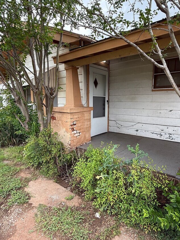Foto principal - 1314 Kemp Blvd