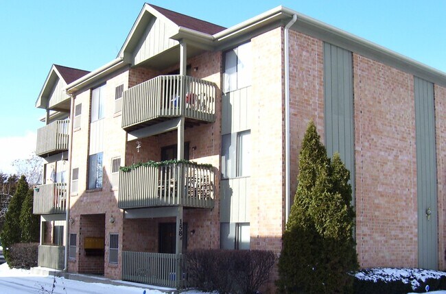 Building Photo - 158 N Brockway St