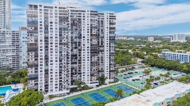 Foto del edificio - 2333 Brickell Ave