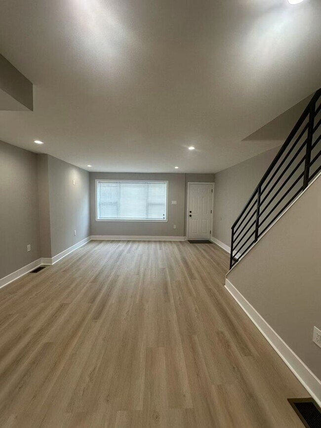 Foto del edificio - Brand New Luxury 3B2.5B House in South Philly
