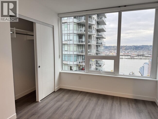 Building Photo - 823 Carnarvon St