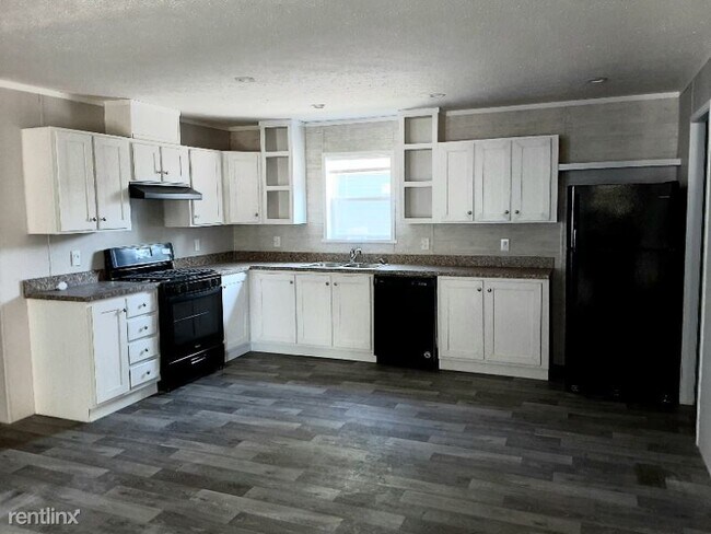 Building Photo - 3 br, 2 bath House - 6110 College Ave