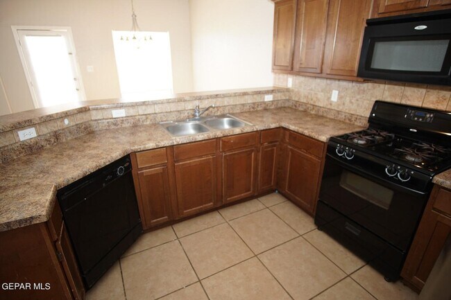 Foto del edificio - 14348 Smokey Point Dr