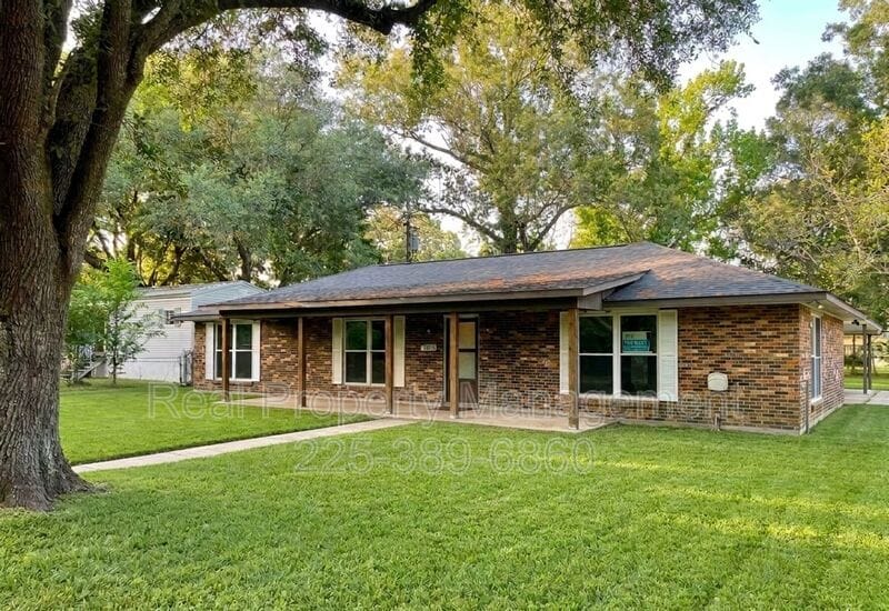 Photo - 18322 Eldon St.