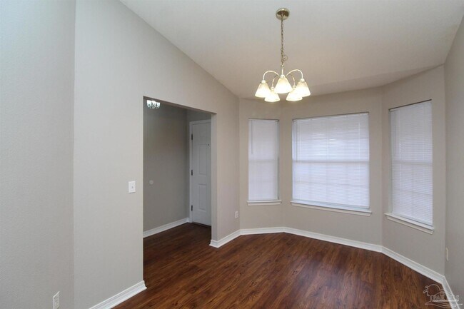 Building Photo - 6854 Cedar Ridge Cir