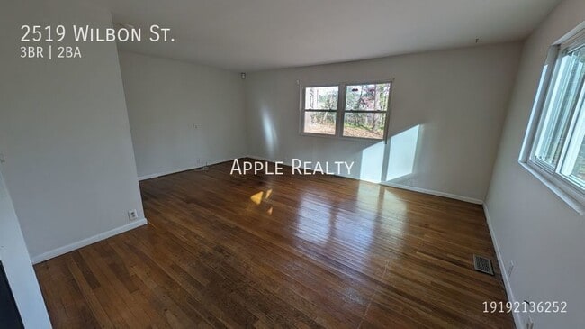 Building Photo - 2519 Wilbon St - Available December 15th
