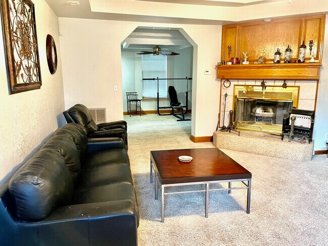 Building Photo - 311 Clinton Pl