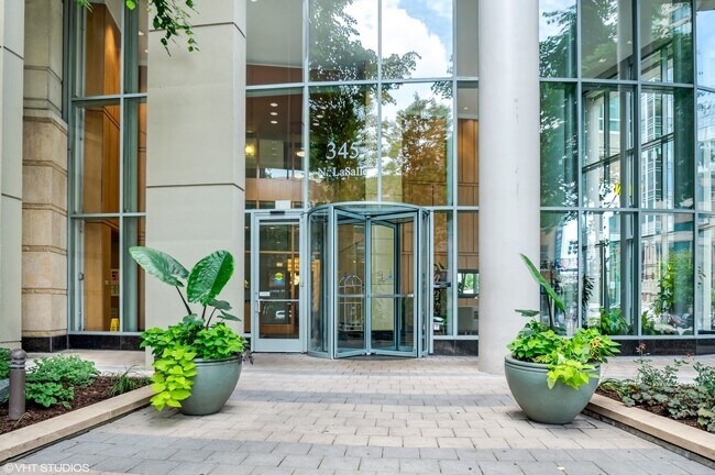 Foto del edificio - 345 N La Salle Dr