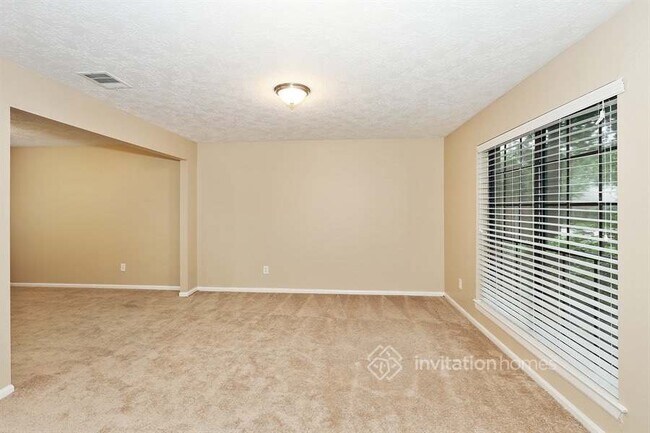 Foto del edificio - 15115 Woodhorn Dr