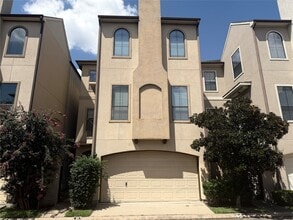 Building Photo - 3030 Orchard Ct