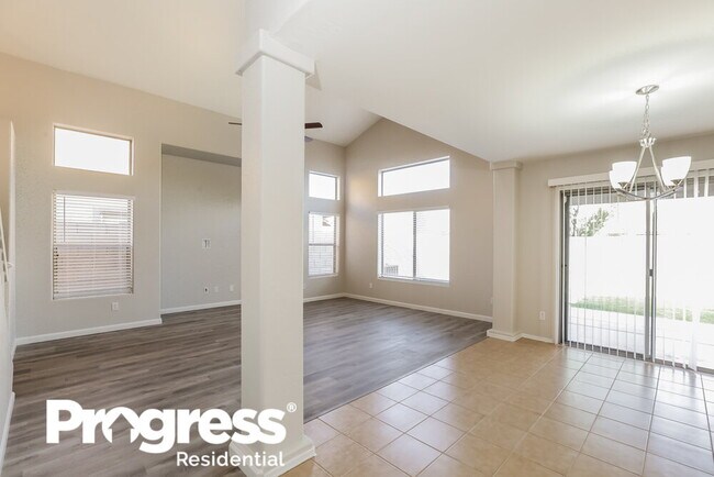 Foto del edificio - 5414 W Huntington Dr