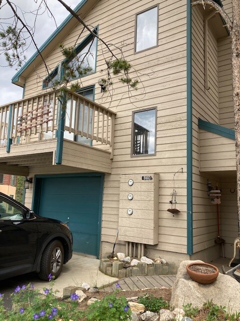 Foto principal - 860 Wolverine Ln