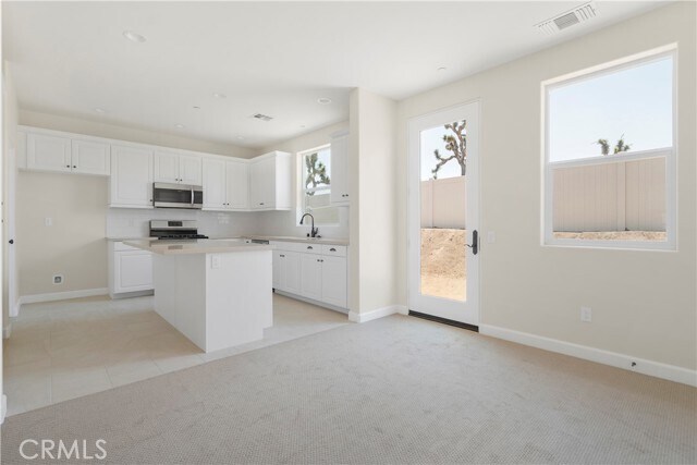 Building Photo - 56645 Desert Vista Cir