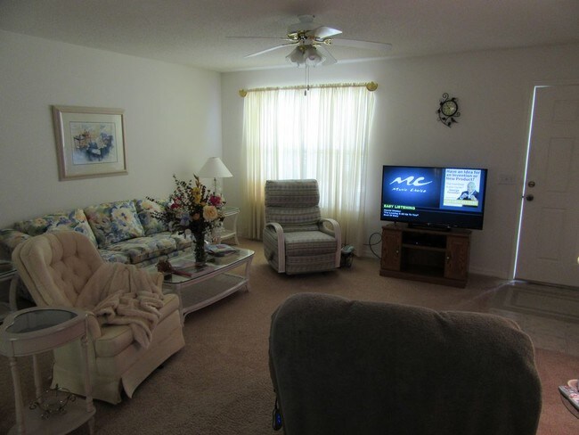 Foto del edificio - Furnished Long Term Home