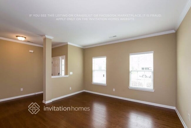 Foto del edificio - 8023 Grove Hall Avenue