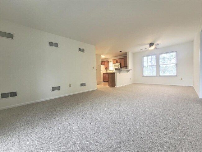 Building Photo - 1334 N 16th St