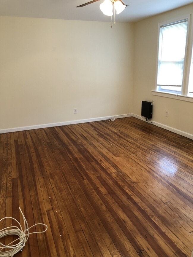 Building Photo - 64 Cedar Ave