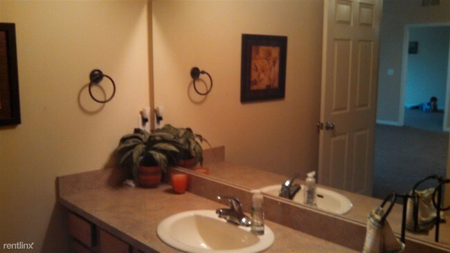 Foto del edificio - 2 br, 2 bath Condo - 8478 Heywood Cir