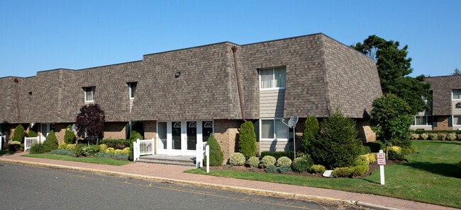 Interior Photo - Fairfield Knolls At West Babylon