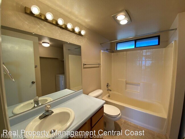 Building Photo - 2 br, 2 bath House - 167 Brisco Rd. Unit # H