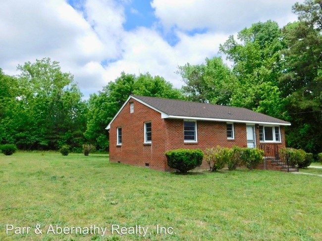 Building Photo - 15422 Jefferson Davis Hwy